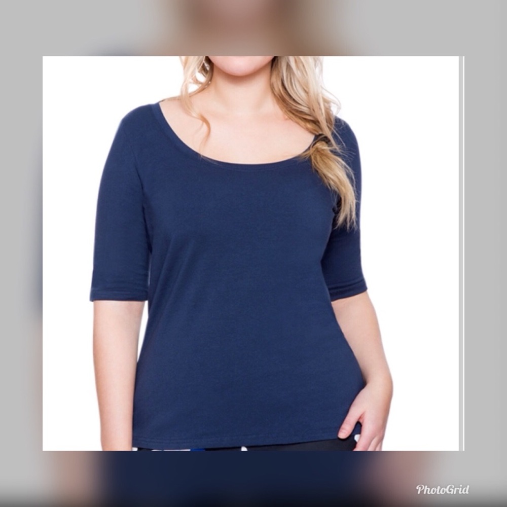 NWT Eloquii Navy Size 14/16 3/4 Sleeve Tee!
